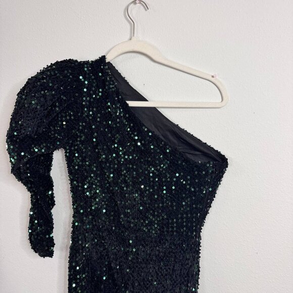 Miss Ord One-Shoulder Black-Green Sequin Evening Gown – Size S - Picture 2 of 9
